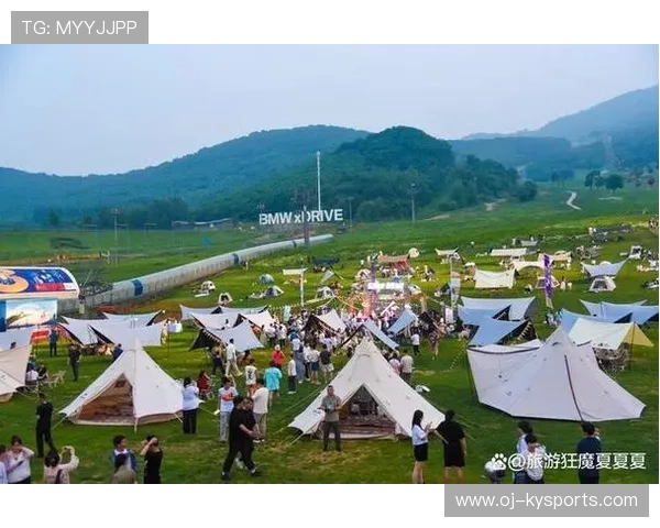 为什么2026年的滑雪场都在夏天变成了“体育露营基地”？